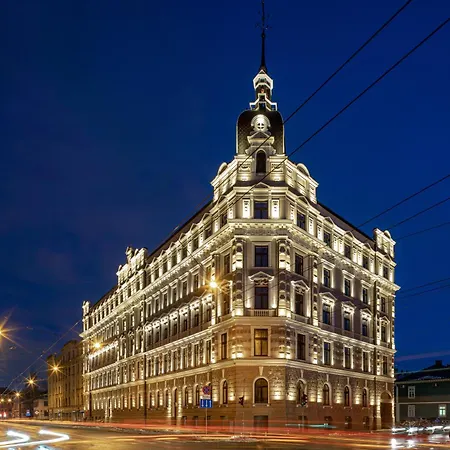 Amella Aparthotel